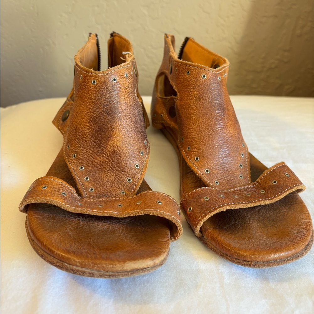 Bed Stu Brown Leather Open-Toe Sandals